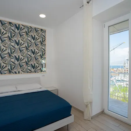 Mare Oltre カステッランマーレ・ディ・スタービア